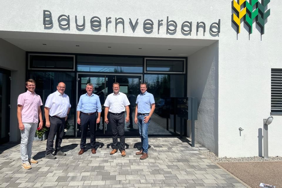 Gruppenbild Besuch Bauernverband