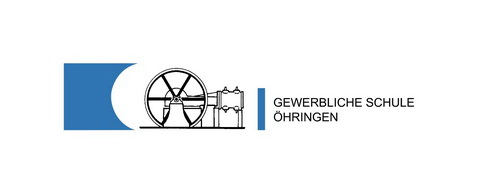 Logo der Gewerblichen Schule Öhringen. Schwarze Schrift auf weißem Hintergrund: Gewerbliche Schule Öhringen. Links Dampfmaschine